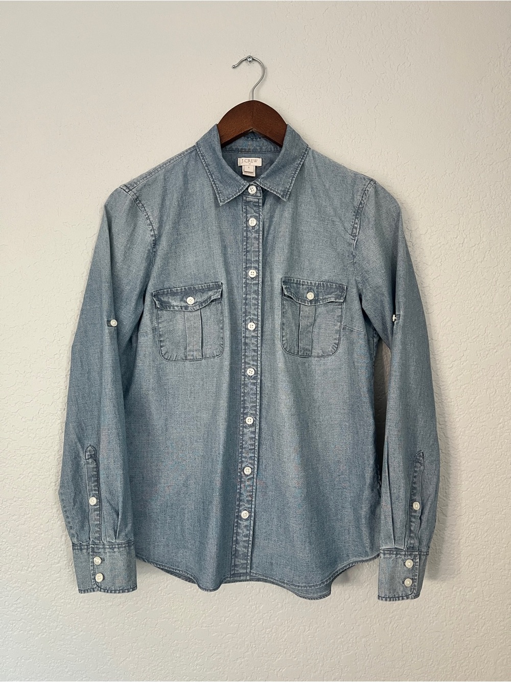 J. Crew Women’s Chambray Button-Down Shirt - Light Blue